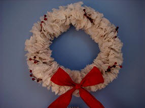 how to make a wreath from tissue paper
